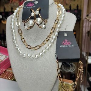 Sold out- Pearl collection